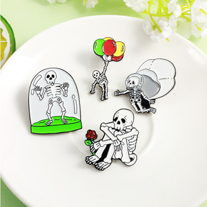 Sming Pins Squelette <span class=keywords><strong>Parachutisme</strong></span> Émail Pin Triste Rose Squelette Revers Badge Fun Ballon Bouteille En Verre Broche - Product Image 3