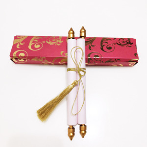 Màu Sắc Tùy Chỉnh Giấy Cuộn Quinceanera Lời Mời Hộp Độc Đáo Sang Trọng Cán Thiệp Mời Đám Cưới Với Tua Phong Cách Âm Nhạc - Product Image 1