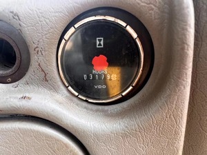 Trong tình trạng tốt sử dụng <span class=keywords><strong>Volvo</strong></span> l180f DIESEL <span class=keywords><strong>loader</strong></span> <span class=keywords><strong>Volvo</strong></span> Bánh Xe Tải phía trước <span class=keywords><strong>loader</strong></span> - Product Image 5