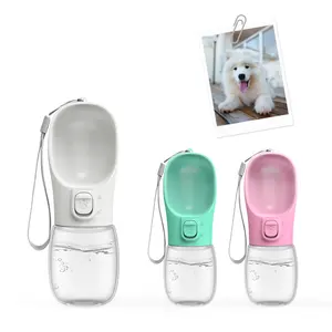 Hot Sale Pet Bottle Drinking Water Pet Bottle Dispenser Walking Water For Dogs