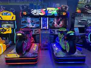 Consola de videojuegos arcade 5DX para dos jugadores, juego de carreras de motos deportivas, con función de vibración, enchufe estadounidense - Product Image 4