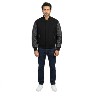 Chaqueta bomber varsity de cuero genuino, esencial para el invierno, para hombre, con cuerpo de lana negra y mangas de cuero. - Product Image 1