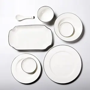 Assiette de vaisselle de jante noire européenne en céramique ensemble de dîner en porcelaine blanche hôtel ménage ligne noire ensembles de vaisselle blanche