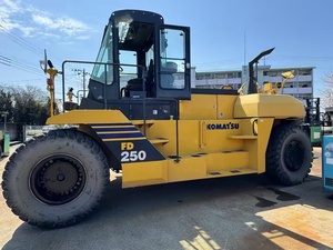 כוח חזק <span class=keywords><strong>komatsu</strong></span> <span class=keywords><strong>25</strong></span> טון יד שניה כבדה מלגזה משאית להעלות 4.5 מ '3 מ' מקורי fdkomatsu 250 lifter דיזל בשימוש מלגזות - Product Image 2