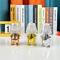 Lampe de nuit LED moderne avec bouton lumineux et touche créative Figurine de lampe à piles, cadeau pour les amis Besties pour la décoration de la chambre
