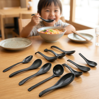 Cuchara para Sopa de Frutas Japonesa de Melamina Irrompible, Ecológica, para Restaurantes y Fiestas, Color Negro y Rojo, Marca HCMA