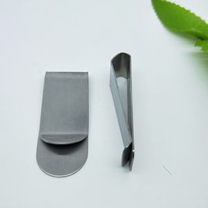 Conception spéciale de souvenir de haute qualité de mode personnalisée et effet de tréfilage en métal de pince à billets avec logo personnalisé - Product Image 5