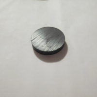 Aimant industriel en ferrite/céramique de haute qualité D15X3MM avec services de soudage et de découpe