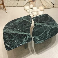 Karois — table basse vintage en pierre irrégulière, design moderne poli, pour le salon, 2 pièces, avec bout latéral, en marbre vert