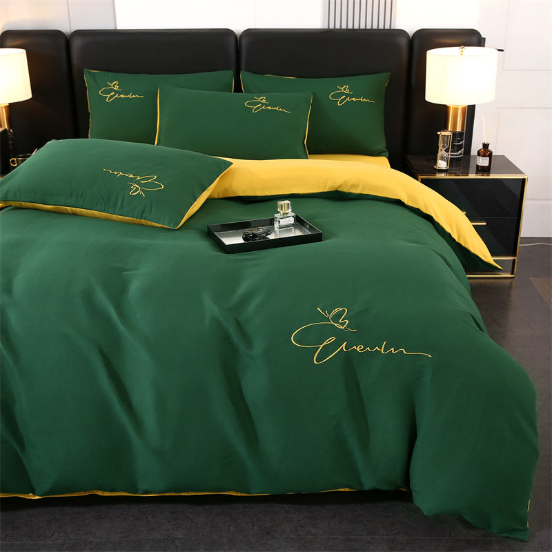 สีเขียว