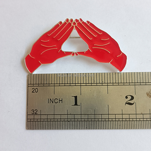 Tùy Chỉnh Màu Đỏ Tay Hình Men Hy Lạp Thư Kim Loại Mặt Dây Chuyền Quyến Rũ Trâm Em Trâm Cài Tốt Nghiệp Phụ Nữ Của Đảng Quà Tặng Ve Áo <span class=keywords><strong>Pin</strong></span> - Product Image 2