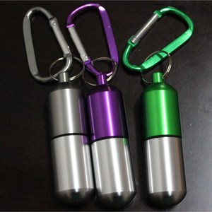 Boîte à médicaments portable en alliage d'aluminium pour l'extérieur, 8x2,5 cm, scellée avec porte-clés pour la randonnée et les voyages - Product Image 1