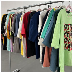 เสื้อยืดผู้ชายแขนสั้นพิมพ์ลายสกรีนด้านหน้า แบรนด์ใหม่ ขายส่งจากโรงงาน แฟชั่นฤดูร้อน ทรงหลวม สไตล์ลำลอง ผ้าผสม - Product Image 1