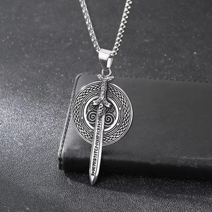 <span class=keywords><strong>Collier</strong></span> pendentif croix viking en acier inoxydable avec strass en cristal, chaîne à maillons plaquée or 14K/18K pour femmes, hommes et enfants - Product Image 2