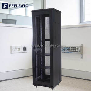 Gabinete de Servidor de <span class=keywords><strong>19</strong></span>'' 15U con Puerta de Malla, Acero Laminado en Frío SPCC, Color Negro RAL9004, 600x600MM, Puerta de Vidrio Templado, IP20 - Product Image 1