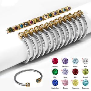 Bijoux de créateur personnalisés <span class=keywords><strong>en</strong></span> acier inoxydable plaqué or 18 carats, pierre de naissance, bracelet manchette à breloques réglable <span class=keywords><strong>en</strong></span> CZ pour femmes - Product Image 1