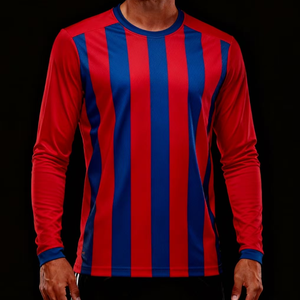 Uniformes de Entrenamiento Temporada 2526 - Real Madrid, Jersey de Fútbol de Alta Calidad, Manga Larga, con Logotipo - Product Image 1