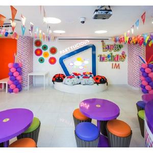 Arredamento Popolare e Adorabile per Negozio di Caramelle, Design d'Interni Personalizzato con Espositori per Dolciumi - Product Image 5