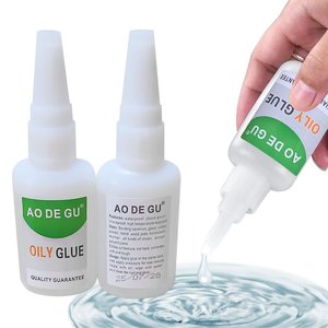 50 <span class=keywords><strong>gram</strong></span> olieachtige lijm voor metaal, kunststof en hout met sterke hechting, eenvoudig te gebruiken en zorgeloos - Product Image 1