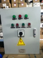 Panneau de commande de moteur basse tension OEM personnalisé avec bouton de démarrage/arrêt, voyant lumineux et interrupteur rotatif manuel/automatique