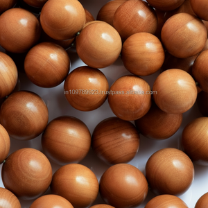 Collier Mala en perles de bois de santal authentique et écologique, très demandé, parfum boisé doux, plus de 50 ans, pour yoga, méditation et usage quotidien - Product Image 1