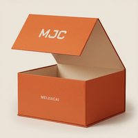 Maßgeschneiderte Logo-Geschenkbox Orange Magnetisch Luxuriöse Starre Wiederverwertbare Faltbare Kleiderverpackung