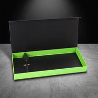Scatola di Lusso Biodegradabile per Racchetta da Pickleball con Chiusura Magnetica, Finitura Lucida/Opaca, Stampa in Lamina d'Oro Personalizzabile