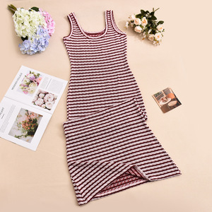 Elegante Abito Lungo a Righe Rosse e Bianche in Maglia per Donna, Vestito Casual Chic da Boutique - Product Image 6