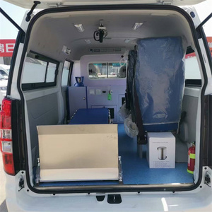 Ambulance d'urgence manuelle diesel neuve, équipée d'un brancard et d'un trousseau médical pour le transport de patients, fournie directement par l'usine - Product Image 5