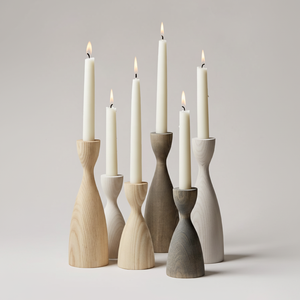 Bougeoir en bois artistique pour des idées de cadeaux et une décoration de maison artisanale pour une configuration élégante de la lampe de table - Product Image 1