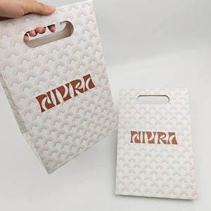 Sacs en papier épais de qualité supérieure pour la vente au détail, sacs de shopping de luxe avec poignée, logo personnalisé pour les emballages cadeaux - Product Image 4