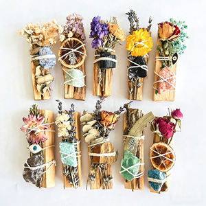 Incienso Aromático de Lavanda y Rosa, Varillas de Incienso de Madera Natural con Cristales, Palo Santo, Set de Regalo Festivo, Regalos para Damas de Honor, Decoración del Hogar - Product Image 1