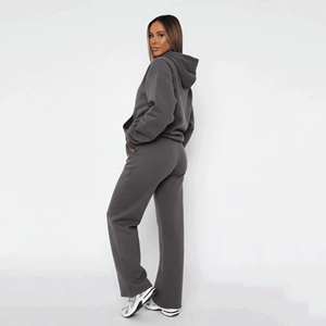 Ensemble de <span class=keywords><strong>survêtement</strong></span> streetwear pour <span class=keywords><strong>femme</strong></span>, personnalisé OEM, en molleton 100% coton, 380 GSM, comprenant un sweat à capuche oversize et un pantalon de jogging, idéal pour la gym - Product Image 3