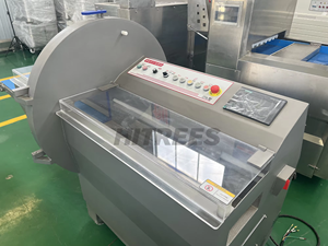 Trancheuse automatique de viande congelée de grande taille - Découpe sans décongélation pour la production de rouleaux de bœuf, de porc et de mouton - Product Image 4