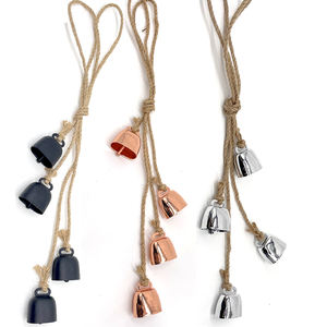 जानवर अपनी गर्दन के चारों ओर घंटियाँ पहनते हैं जो पुरानी रंग रेट्रो शैली देहाती जानवर छोटी धातु की घंटियाँ कस्टम पालतू गाय बी - Product Image 6