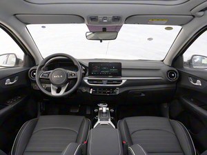 Kia K3 2025 1.5L CVT Edición Confort - Product Image 6