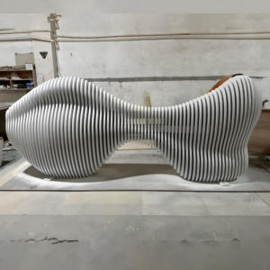 ML-WD012 Custom Rubber Wood Reception <b>Desk</b> <b>Modern</b> Curved Slice Design Durable for Hotels Offices Malls Art-Themed Commercial - Product Image 3