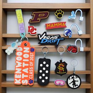 Pvc Bedels Nieuwe Rubber Custom Logo Dieren Food Fruit Carton Klompen Tuin Ornament Schoen Accessoires Bedels Fabrikant
