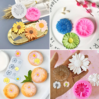 Ensemble de 3 moules à bougies en silicone écologiques motif marguerite, tournesol et papillon, compatibles lave-vaisselle, pour chocolat, biscuits et bougies