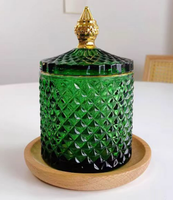Vente en gros de pots en verre parfumés à la cire de soja 100% biologique faits à la main et écologiques avec couvercles pour la décoration intérieure et les mariages