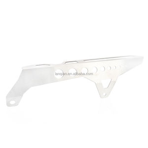 Accessoires de moto pour Suzuki SV1000S Garde-chaîne SV1000N Cache-chaîne Protection de courroie arrière SV1000 <span class=keywords><strong>S</strong></span> N <span class=keywords><strong>SV</strong></span> <span class=keywords><strong>1000</strong></span> N <span class=keywords><strong>S</strong></span> 2004-2007 - Product Image 4