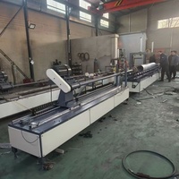 Machine de polissage de surface intérieure de tubes ronds pour l'élimination des traces d'oxyde et des traces de tréfilage sur les tuyaux et fils en fer, cuivre et alliage d'aluminium