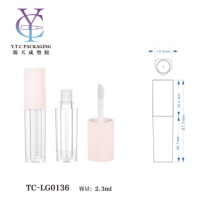 Tubes de rouge à lèvres liquides en plastique vides, forme cœur, emballages mignons pour gloss à lèvres, capacité de 2,3 ml, couleur personnalisée, OEM/ODM