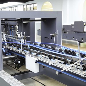 <span class=keywords><strong>Gluer</strong></span> automatico a 4 punti per blocco Crash del servomotore - Product Image 4