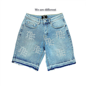 Pantalones Cortos de Mezclilla para Hombre, Estilo Urbano, Corte Recto, con Bajo MOQ, Borde sin Rematar, Pedrería, Lavado Y2K, Desgastados, Fabricantes de Jorts - Product Image 1