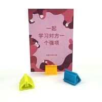 Supporto Personalizzato per Carte in Plastica, Forma Triangolare, Quadrata o Circolare per Giochi da Tavolo