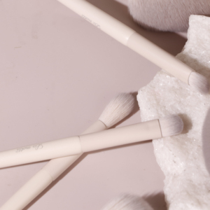 Juego de 8 Brochas de Maquillaje Profesionales YRX de Alta Calidad con Mango de Madera y Pelo Sintético, Logotipo Personalizado, Venta al Por Mayor - Product Image 2