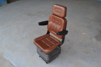 Harga Diskon untuk Kursi Forklift, Loader, dan Kendaraan Pertanian Roda Empat