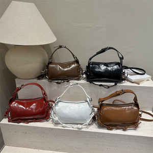 Bolso de Hombro Cruzado de Piel Sintética Brillante con Cierre de Cremallera, Estilo <span class=keywords><strong>Bowling</strong></span>, para Mujer, <span class=keywords><strong>Precio</strong></span> al por Mayor - Product Image 1