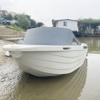Mini-bateau à réaction électrique pour le divertissement aquatique Bateau de surf de sillage en plastique à bas prix avec coque en PE